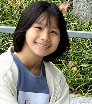 李岑育 李岑育
