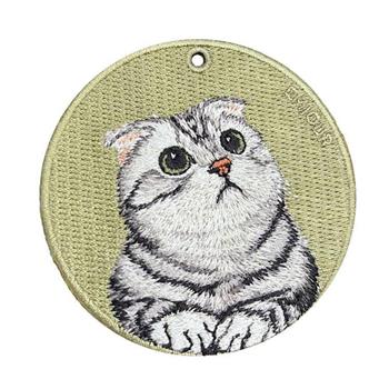 雙面刺繡吊飾 - 折耳貓
