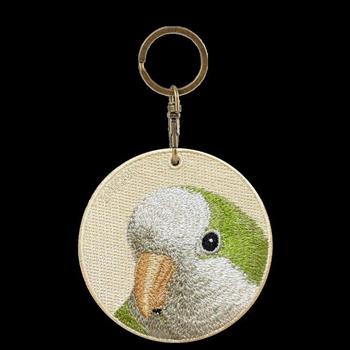 Emjour雙面刺繡吊飾 - 綠和尚鸚鵡