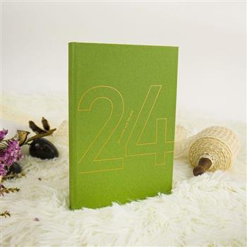 2024年50K彩糖蒔光軟背精裝橫式週誌-春綠地