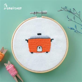 HobbyEasy 刺繡小時光材料套組-暖心暖胃小電鍋