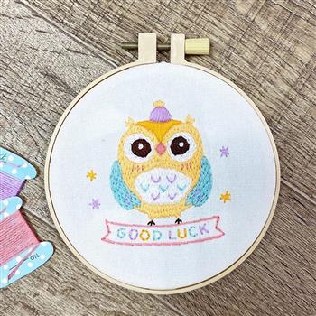 【HobbyEasy】可愛動物刺繡──祈願貓頭鷹（附超值全材料包套組，含完整教學影片＋原寸繡圖）