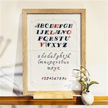 我的刺繡練習布──文字繡   英文×數字×花邊一次學會（附超值全材料包套組含完整教學影片＋原寸繡圖）