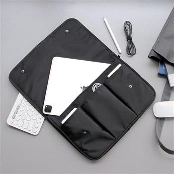 ICONIC 13吋多口袋筆電包 Multi pocket laptop pouch 13 04 Black