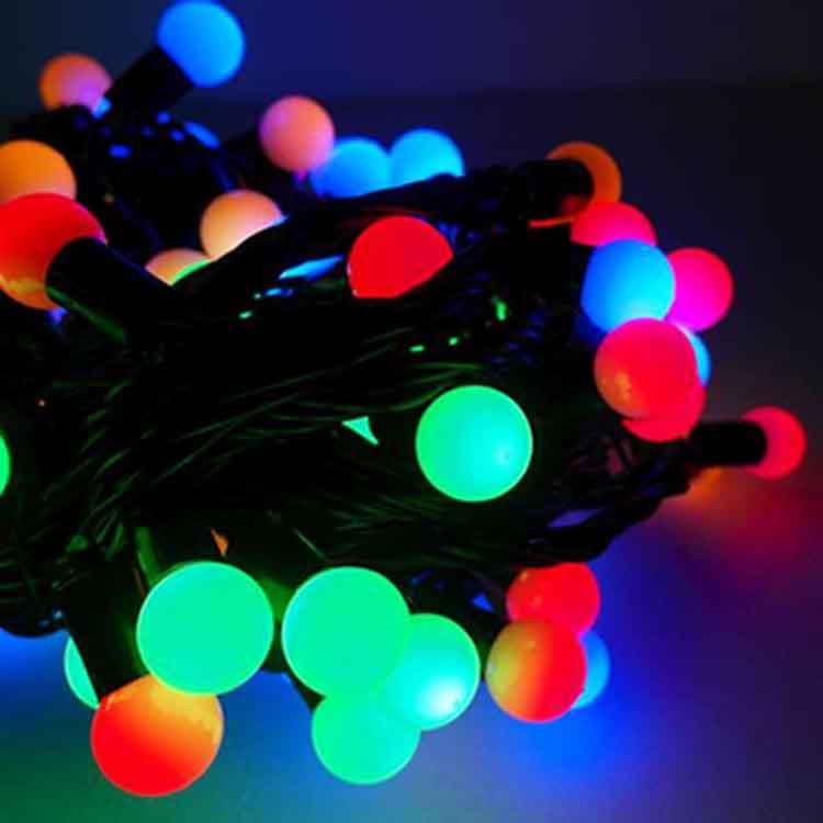 摩達客－聖誕燈100燈LED圓球珍珠燈串（插電式/彩色光黑線/ 附控制器跳機）（高亮度又省電）