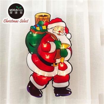 ”摩達客-聖誕彩繪PVC片造型吊飾 ( 電池燈＋吸盤 ) 聖誕老公款”【金石堂、博客來熱銷】