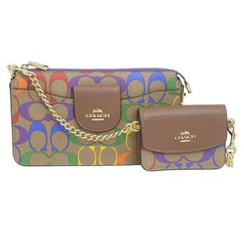 COACH 滿版LOGO皮革鍊包－駝底彩色LOGO