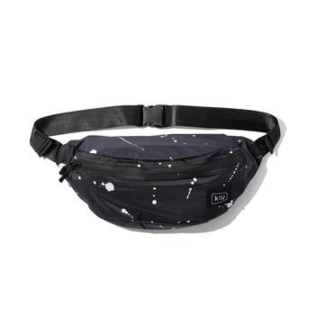 日本KIU 84135 潑墨 大容量胸腰包 防潮防潑水 (男女適用)