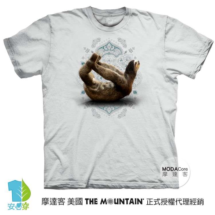 摩達客－預購－美國進口The Mountain 樹懶滑行灰底 純棉環保藝術中性短袖T恤